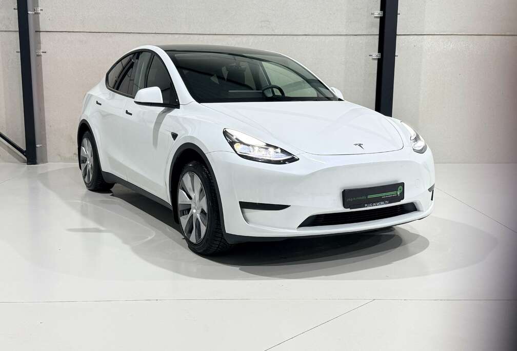Tesla Model Y 52 kWh Standard Range RWD