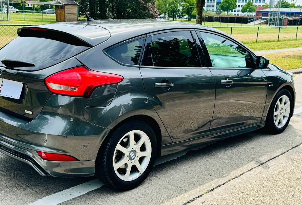 Ford 1.0 EcoBoost ST Line