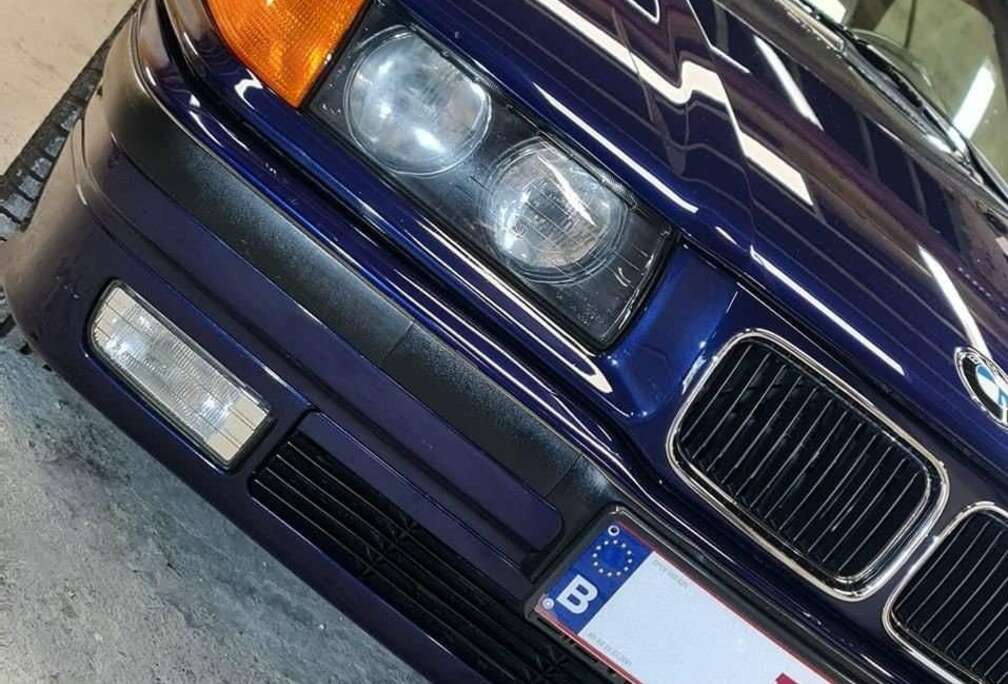 BMW 328i