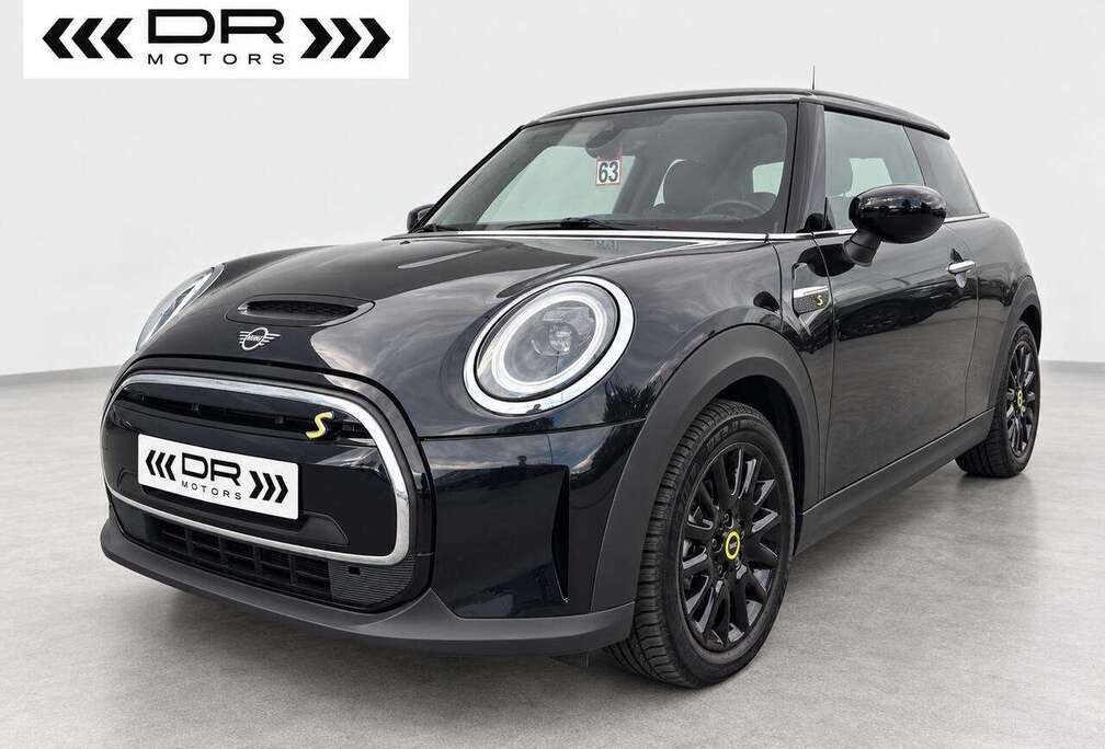 MINI .Pack Experience Plus With Carbon Leather & Com...