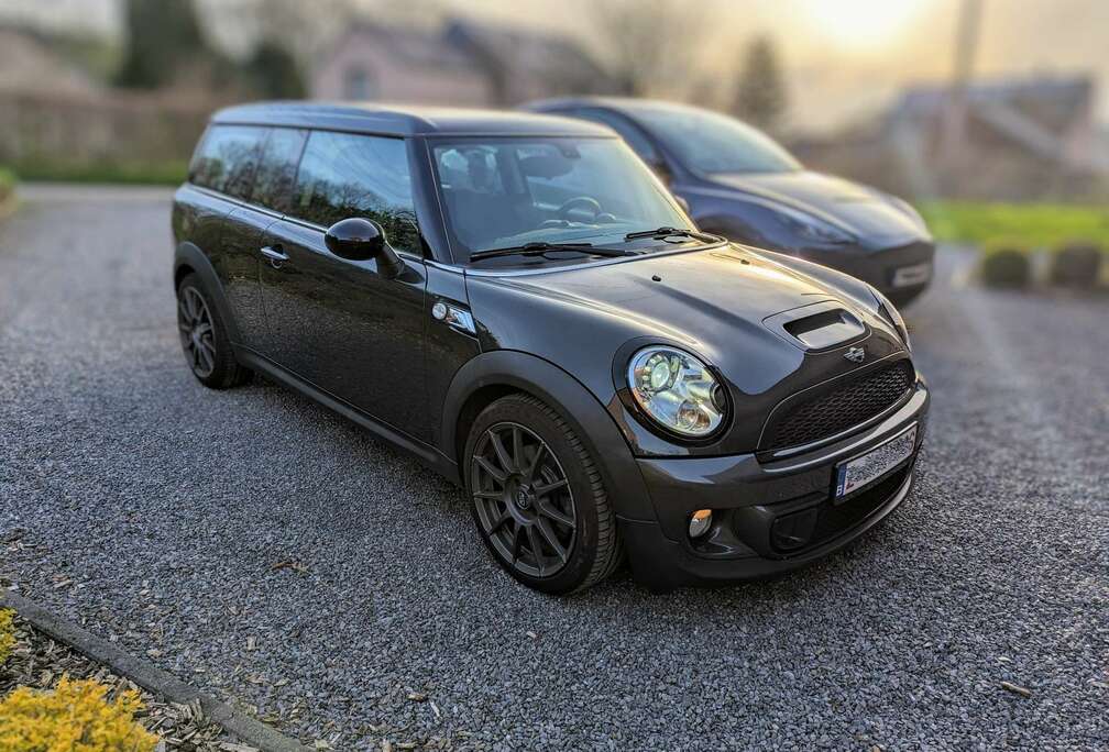 MINI 1.6i