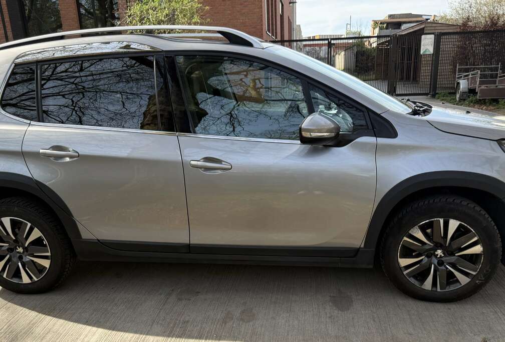 Peugeot 1.2 PureTech Crossway S&S