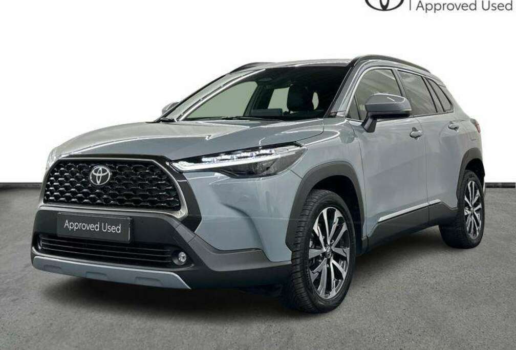 Toyota 140hp HEV Style | partial leather | winter pack