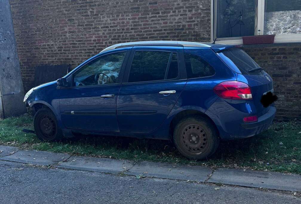 Renault Clio 1.5 dCi Exception FAP 104g.