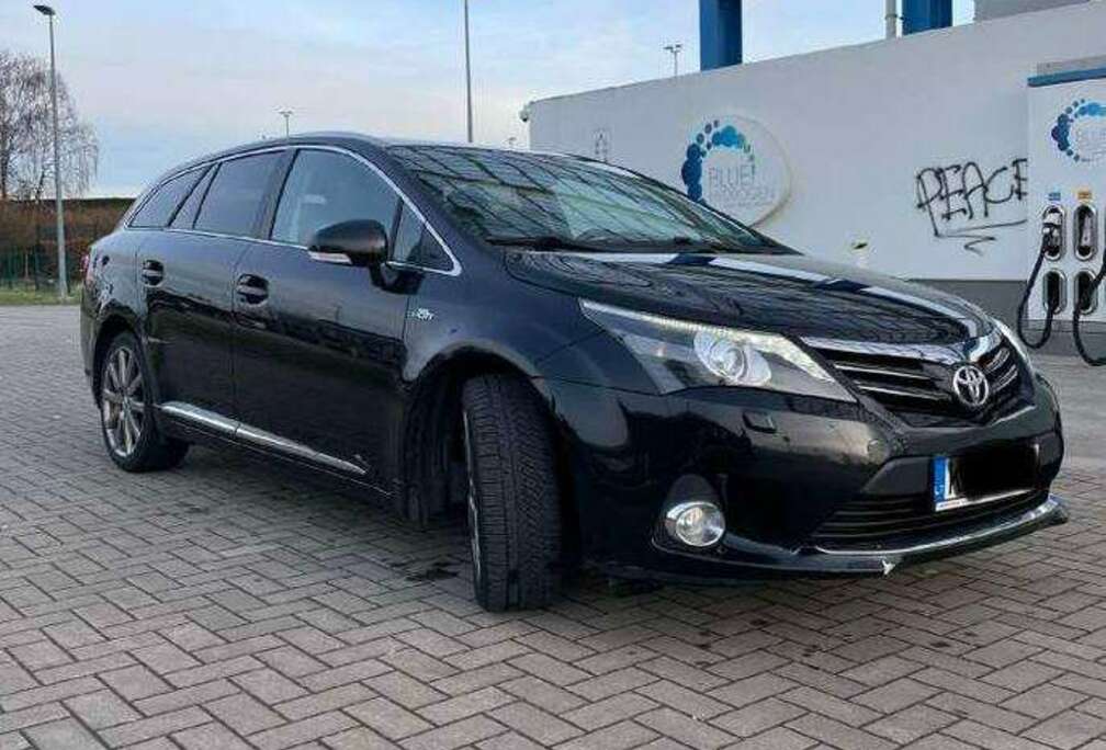 Toyota Avensis Combi 2.2 D-4D Automatik Life