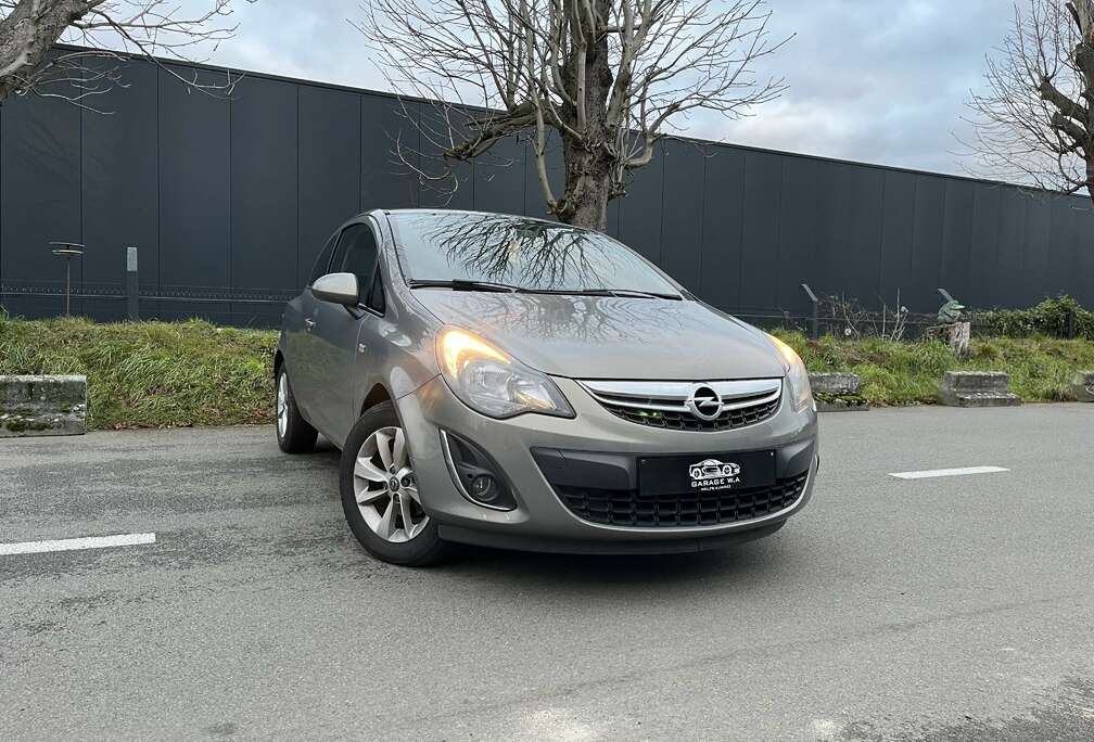 Opel Corsa 1.2i**BLUETOOTH**CRUISE**CLIM**GPS**