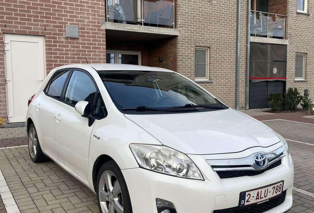 Toyota HEV 1.8i HSD Sol CVT