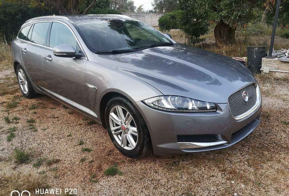 Jaguar XF SW 2.2 D R-Sport