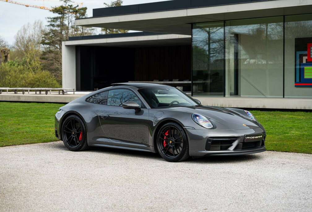 Porsche .1 C2 GTS COUPE / PANO / CHRONO / BOSE / SPORTEXHAUST / BTW