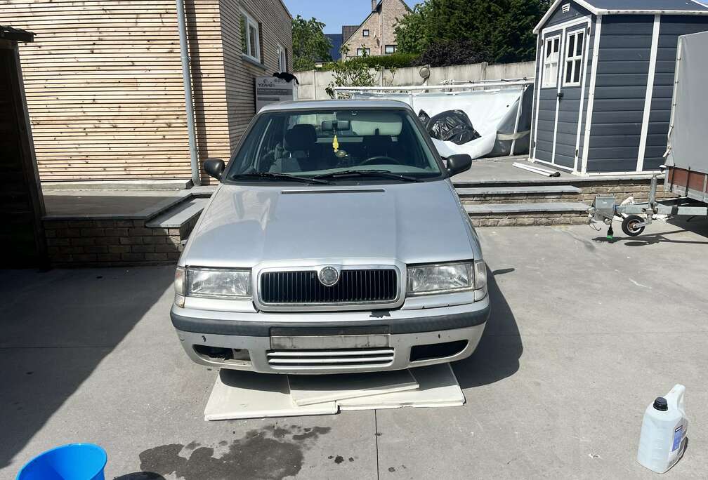 Skoda 1.3i LX