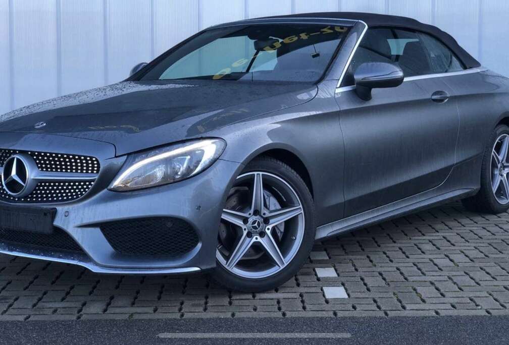 Mercedes-Benz Cabrio 9G-TRONIC AMG Line