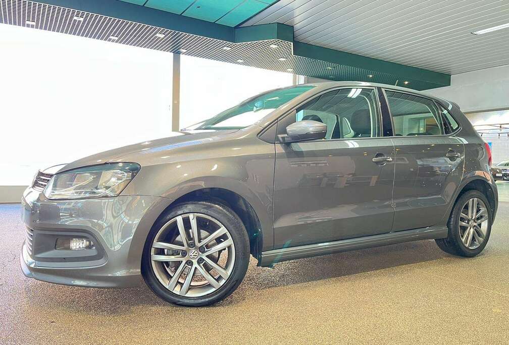 Volkswagen 1.4 CR TDi R line * Euro 6 * Navi * Front assist