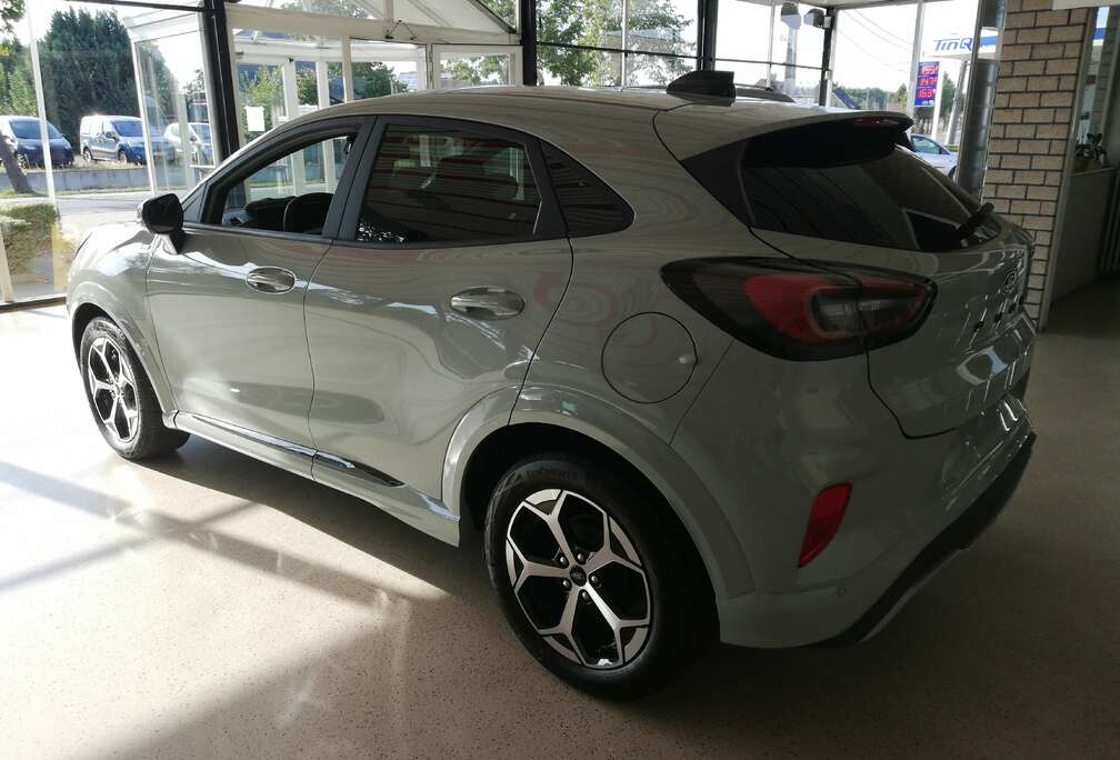 Ford Puma 1.0 EcoBoost mHEV ST-Line