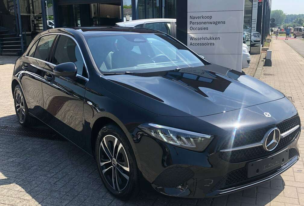 Mercedes-Benz A 250 e Business Line Panoramisch open schuifdak,Camera, Upgrade laadsysteem, Dodehoek assistentie, Winter Pack