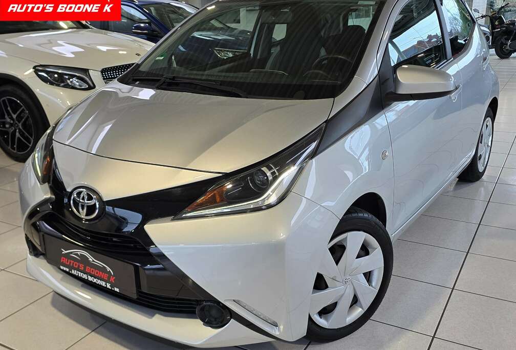 Toyota Aygo / Met Camera / 5deurs / Airco / 12m Garantie