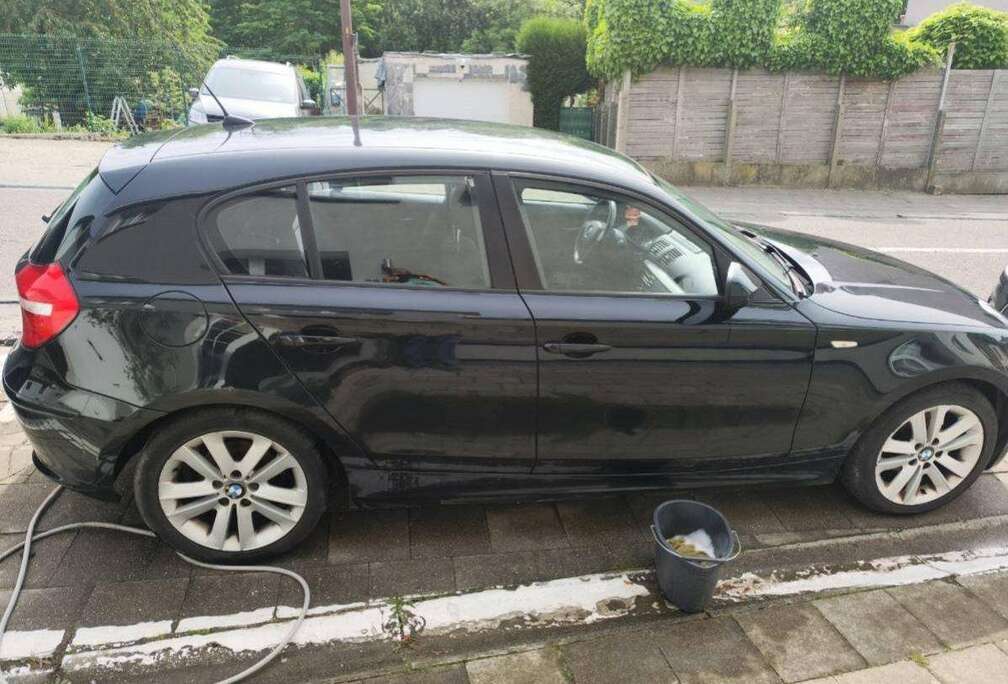 BMW 116i Black