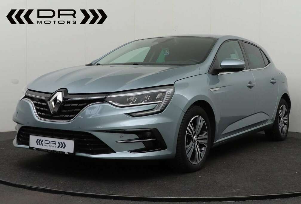 Renault 1.6 E-TECH PHEV - PLUG IN HYBRIDE - TOPSTAAT