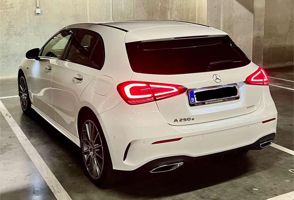 Mercedes-Benz Full option