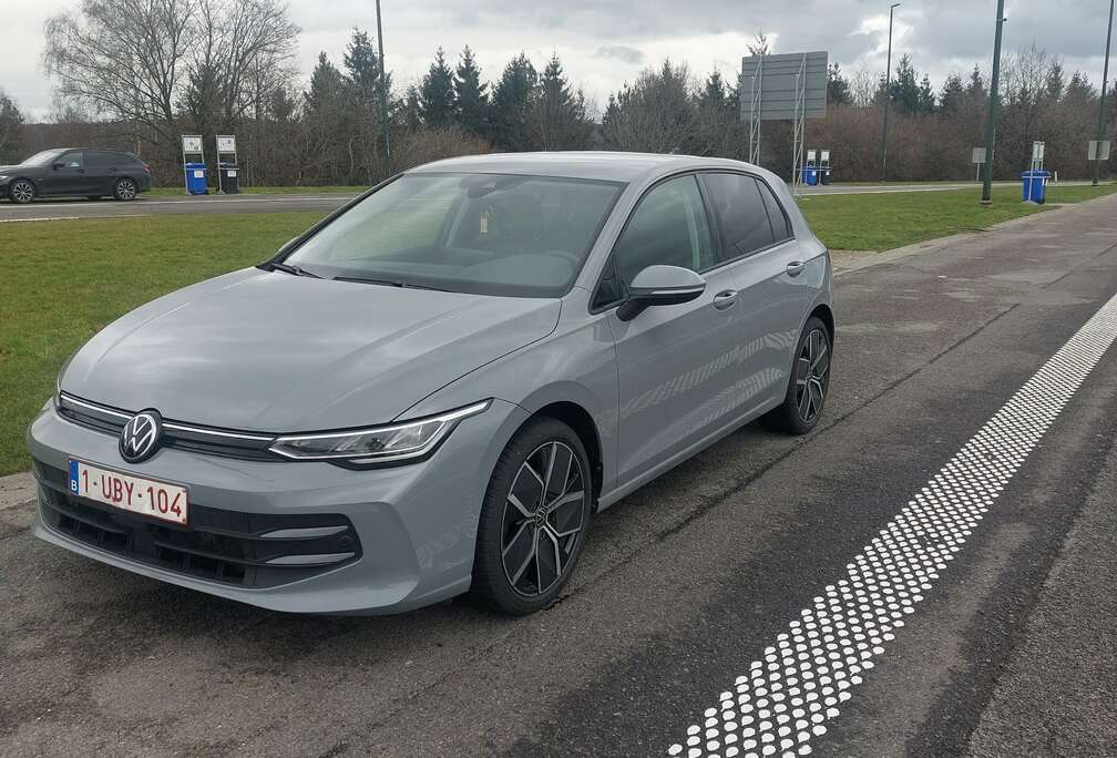 Volkswagen Golf 1.5 TSI Life Business