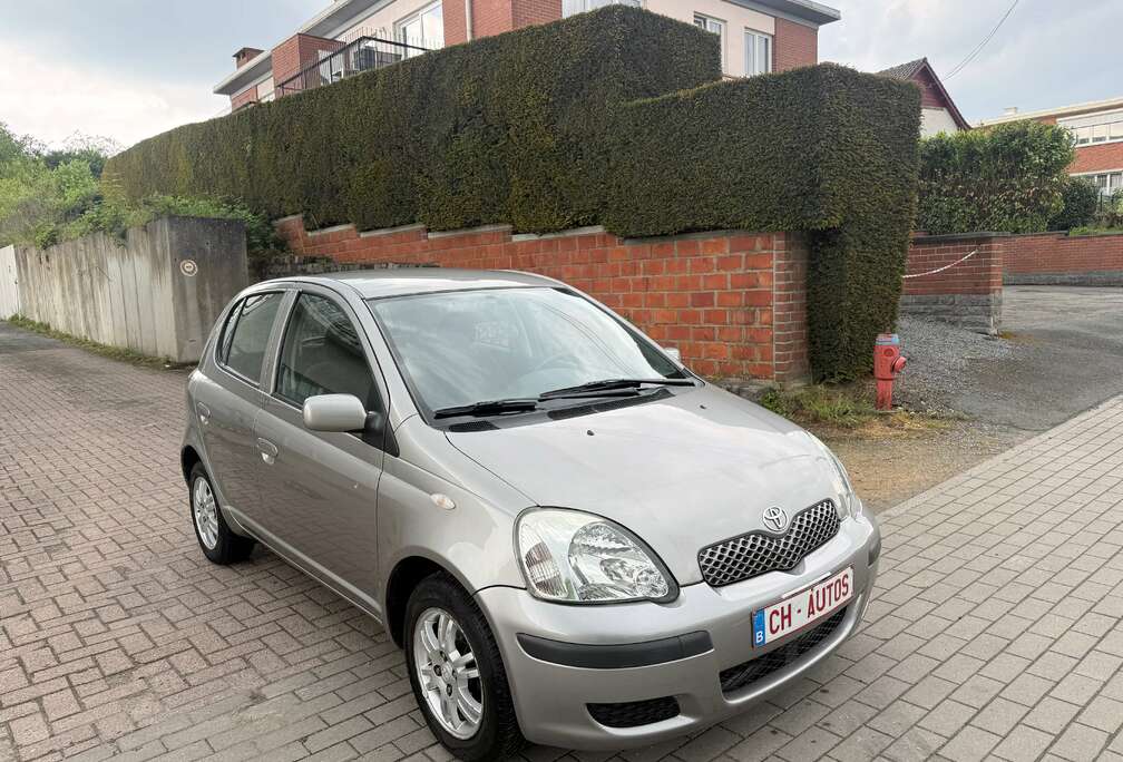 Toyota 1.0i  PRETE A IMMATRICULÉ   GARANTIE 1 AN