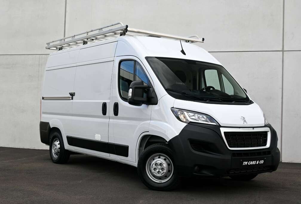 Peugeot L2H2 140PK / Camera, Cruise, GPS,Carplay, BTW