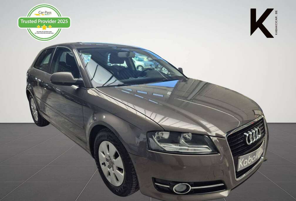 Audi 1.6 TDi e Attraction Start/Stop / Capteurs de Recul / Clim auto Bi-zone / Garantie 12 Mois