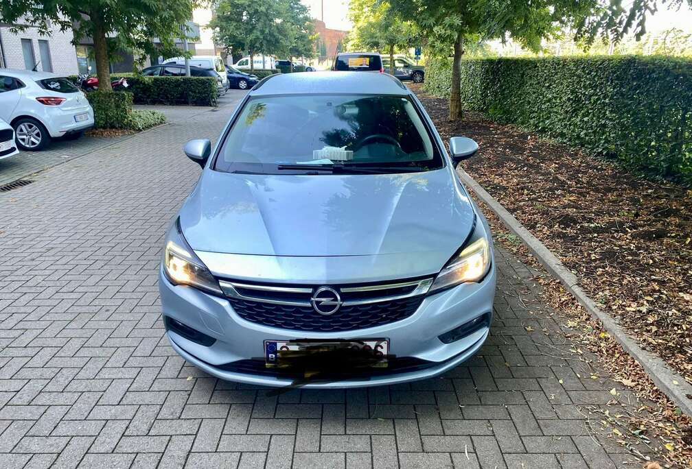 Opel Sports Tourer 1.6CDTi ecoFLEX Essentia Start/Stop