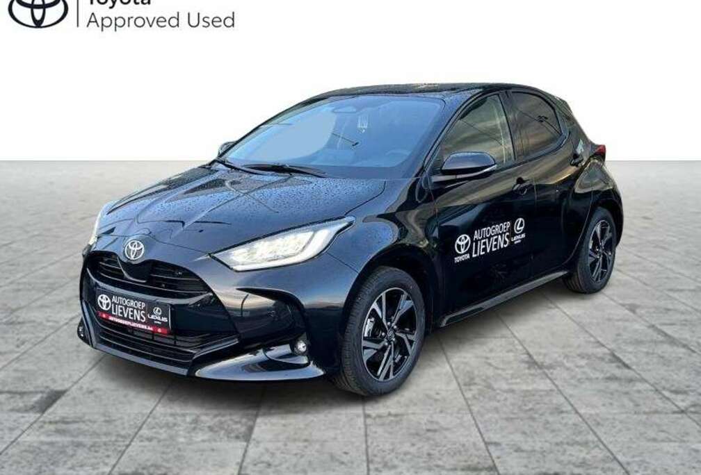 Toyota 1.5 Hyb Iconic + hi tech pack