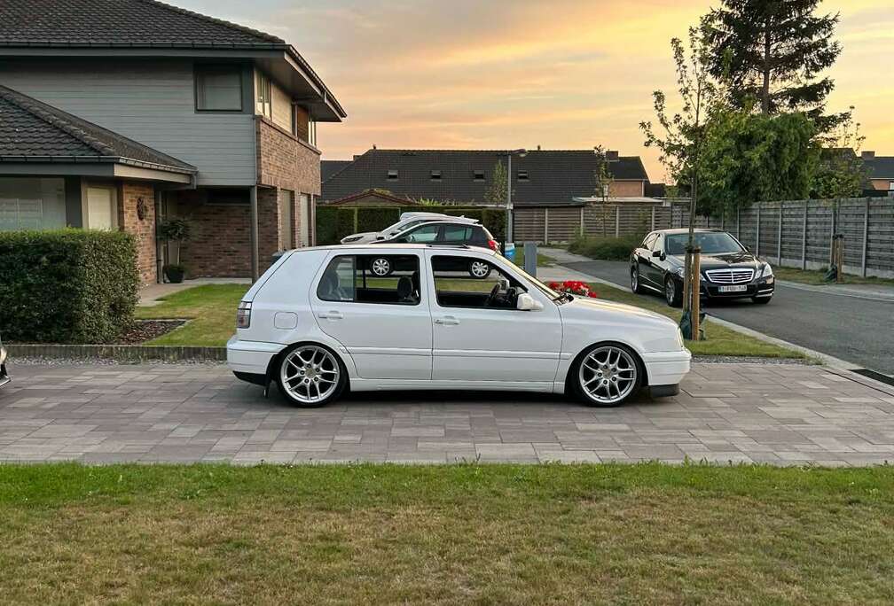 Volkswagen Golf 2.0 GTI
