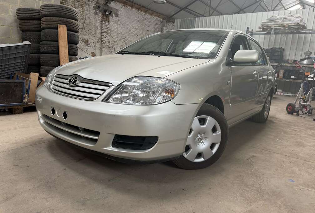 Toyota Corolla 1.4i VVT-i 16v Linea Luna En Parfait État