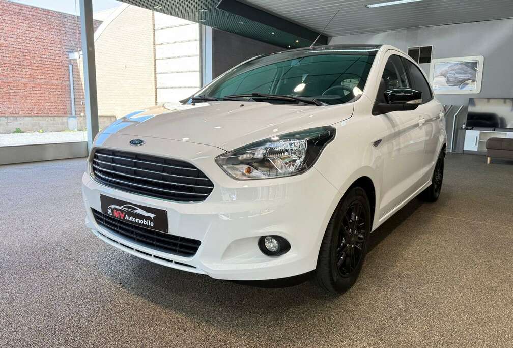 Ford 1.2i Black Edition * Clim * Écran * Jante