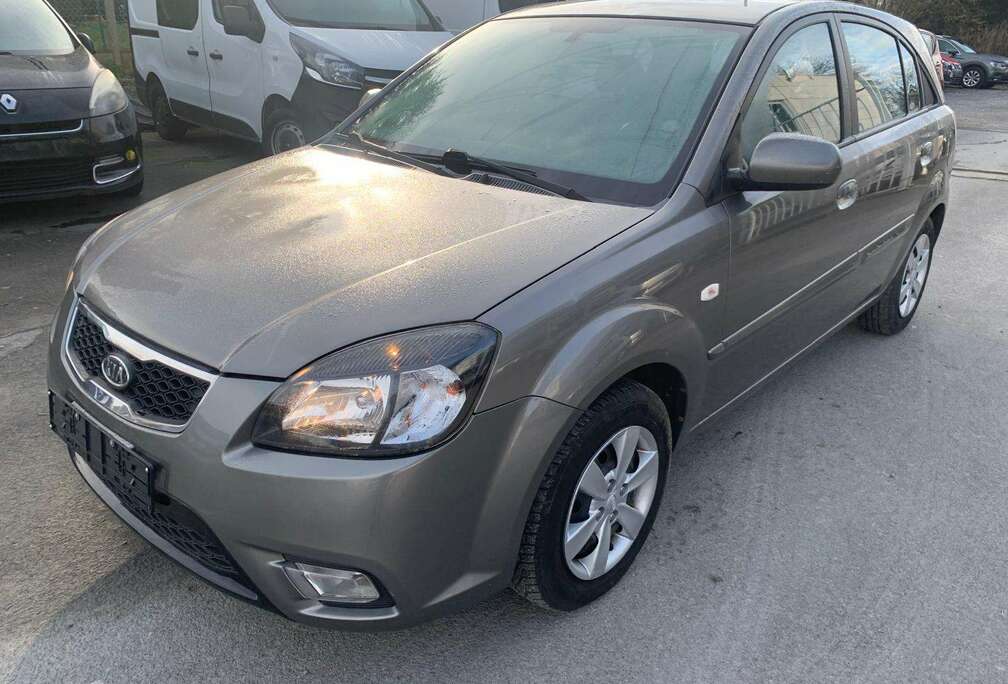 Kia Rio 1.4i Easy