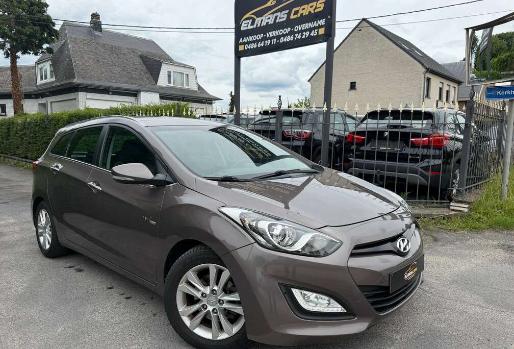 Hyundai i30 SW 1.6 CRDi Lounge ISG
