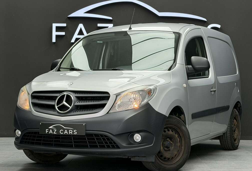 Mercedes-Benz 1.5 CDI * RADIO + BLUETOOTH + CLIM + GARANTIE *