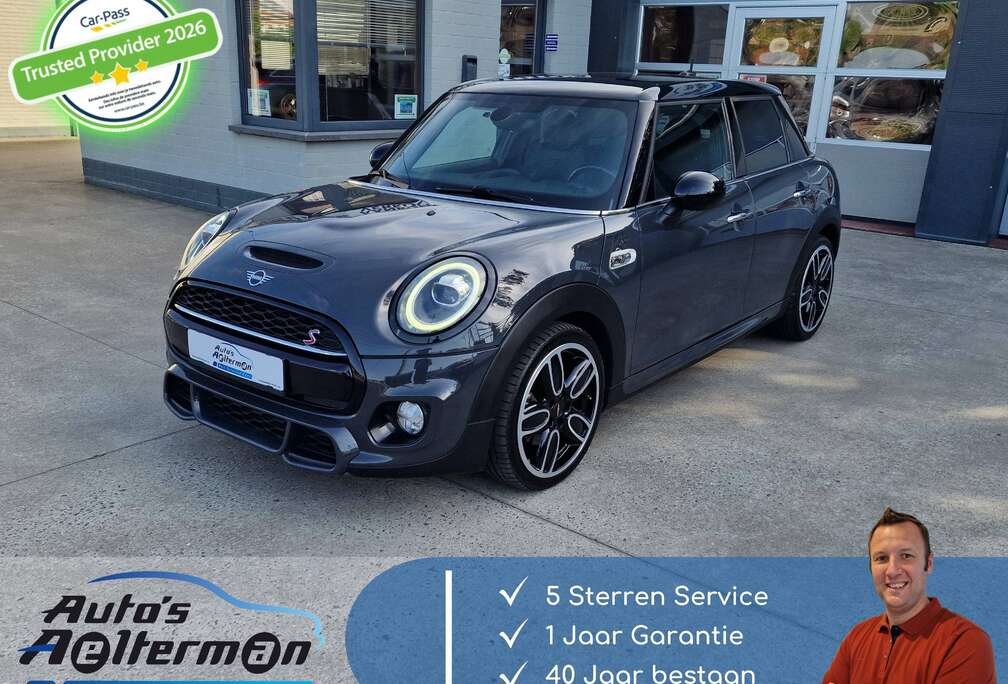 MINI Mini 2.0 Cooper S JCW PACK * Led * Leder * GPS * Cruise Control