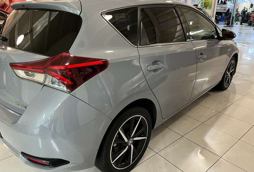 Toyota Auris HEV 1.8i HSD Style E-CVT