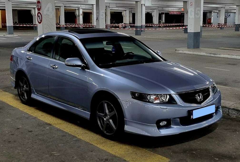 Honda 2.4 i-vtec Executive kit Modulo