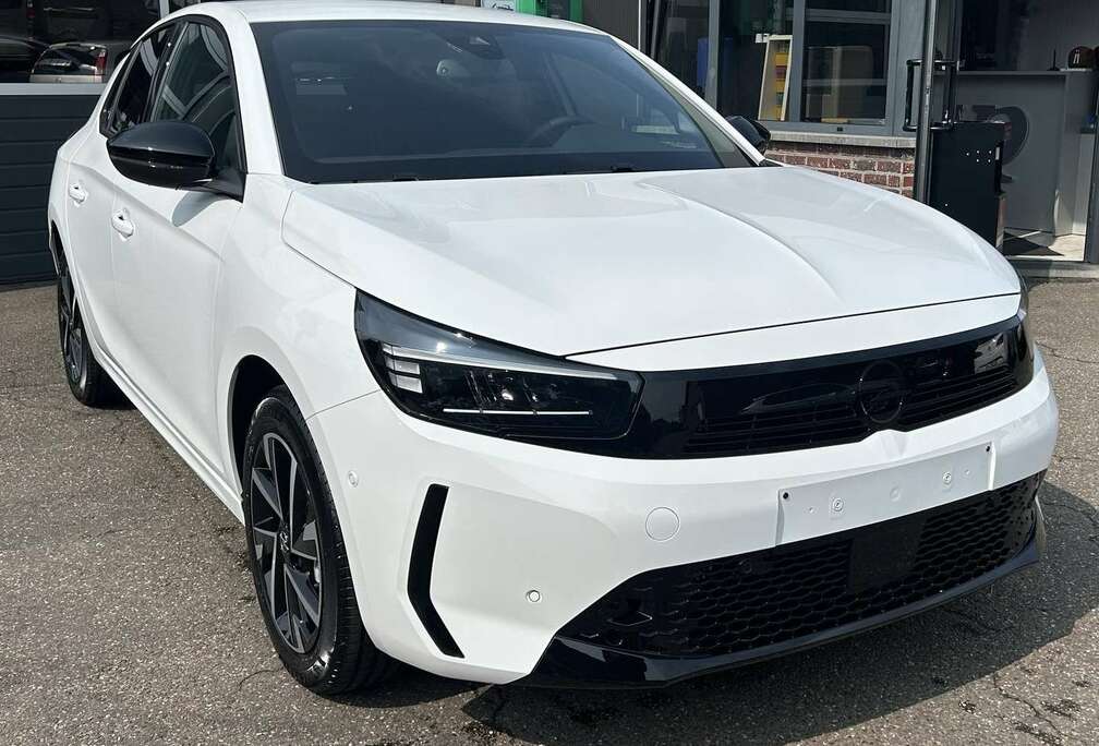 Opel F 1200 Benzine 100PK GS Line +… FACELIFT MODEL