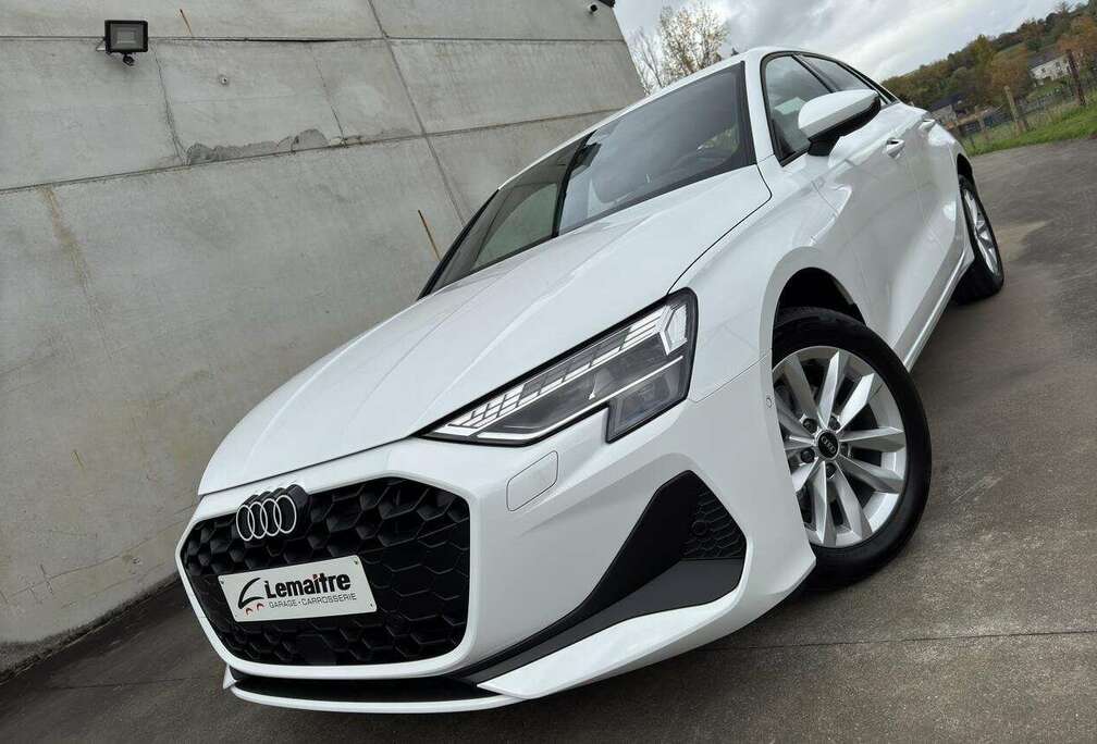 Audi Sportback 30 TFSI 115Pk / LED / CARPLAY /