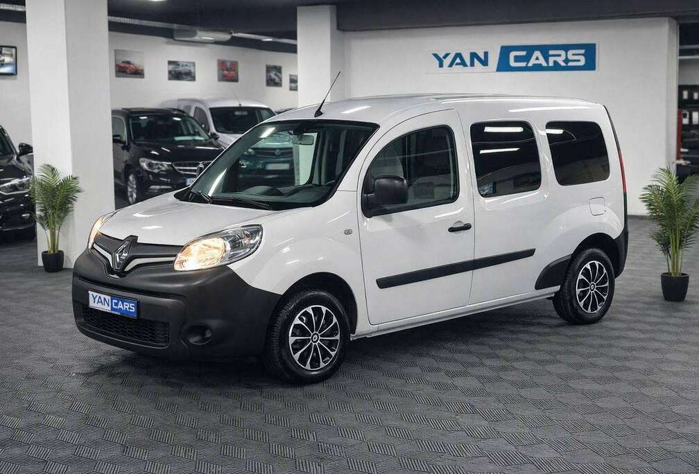 Renault MAXI  27 060 KM  GARANTIE 1 AN  QUASI NEUF  TVA RÉCUP.
