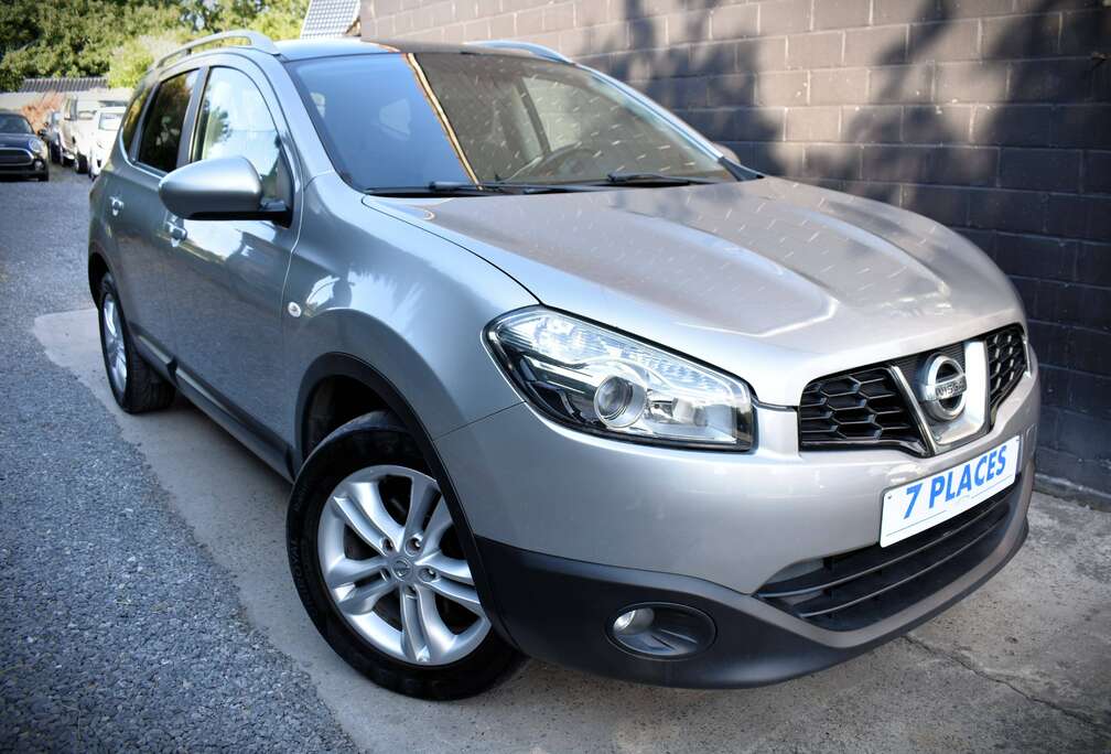 Nissan Qashqai 2 1.6i 2WD Tekna / 7 places