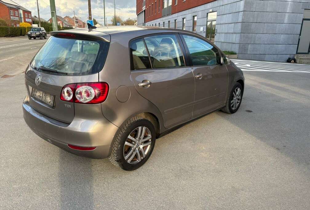 Volkswagen 1.6 CR TDi Trendline DPF