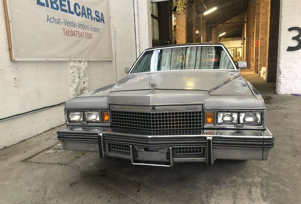Cadillac brugham full limousine  7000 cm3 IMPECABLE