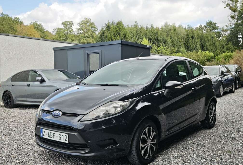 Ford 1.6 TDCi 95 FAP Trend - Roule bien - CT OK - CLIM