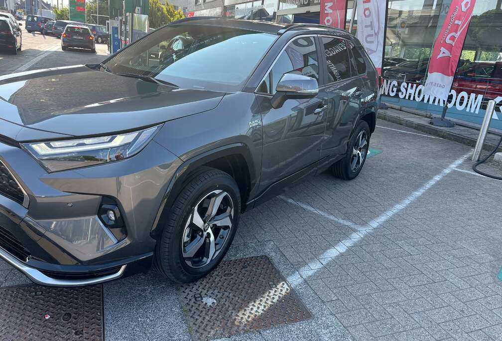 Toyota RAV4 PHEV 2.5i i-AWD Style Plus (225 kW)