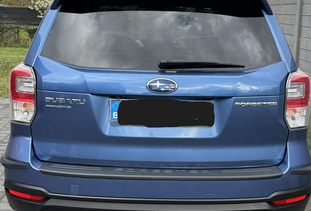 Subaru Forester 2.0i Premium CVT