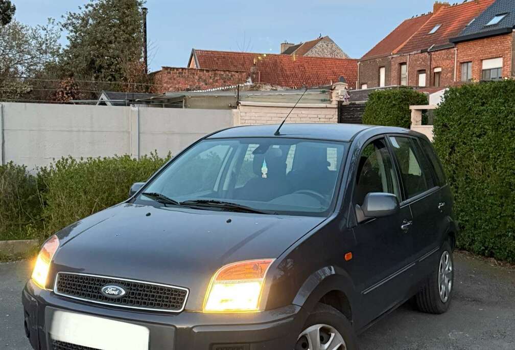 Ford 1.4i Xtrend