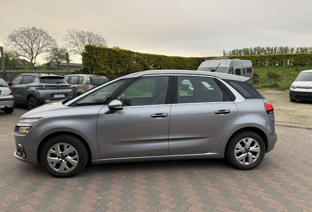 Citroen 1.2 Benzine 130Pk 83000Km met 12M Garantie