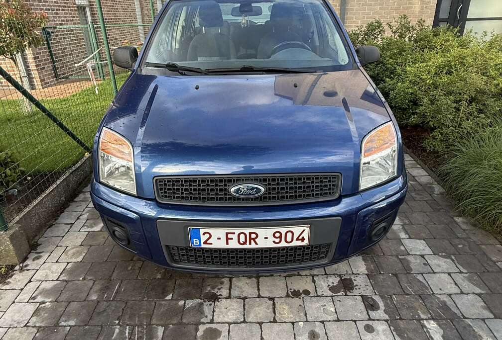 Ford 1.6i Trend