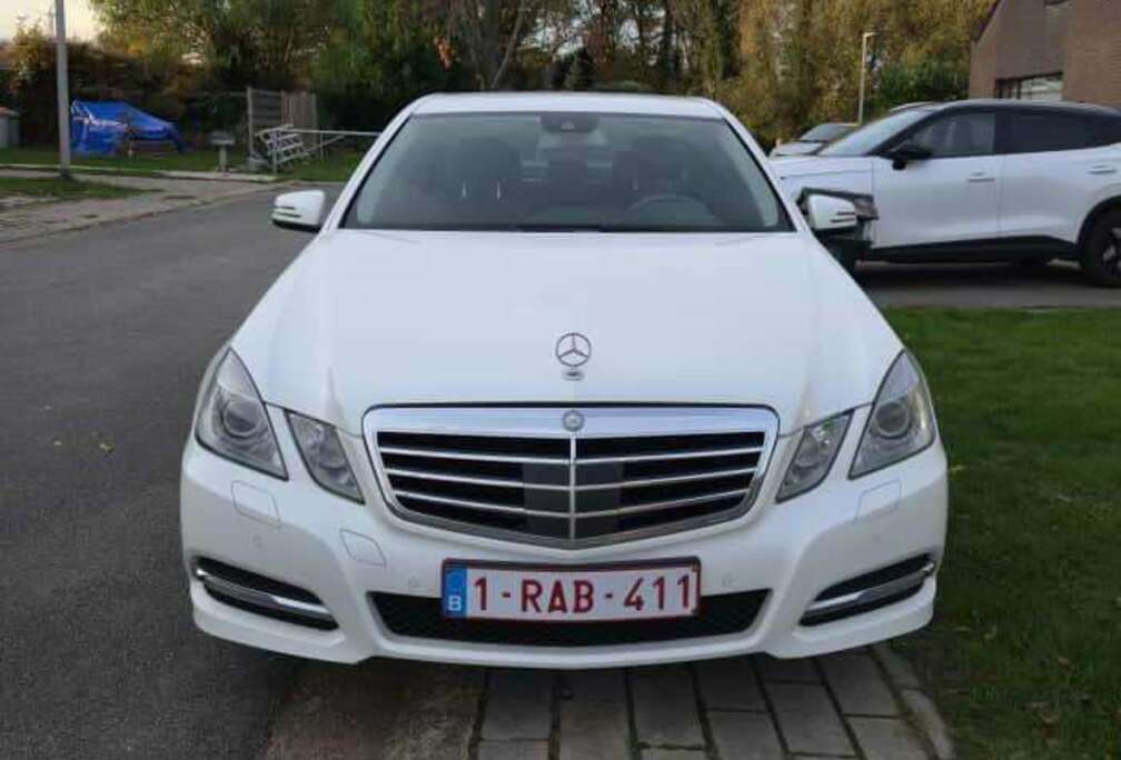 Mercedes-Benz E 300 BlueTEC Avantgarde